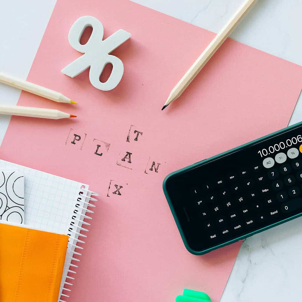 Πάμε οικονομικά και φορολογικά με PST Accounting, ειδικούς σε λογιστικές και φοροτεχνικές υπηρεσίες.